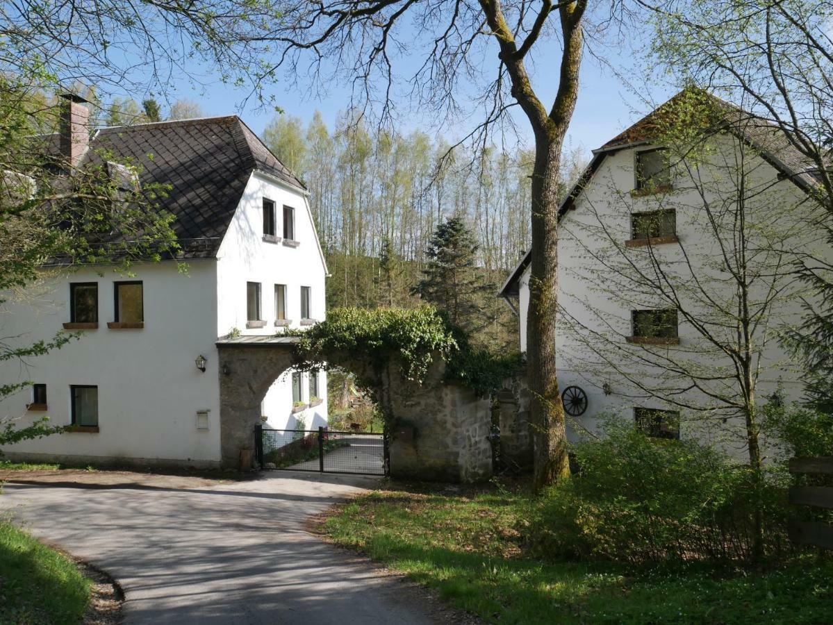 Gruenlasmuehle Brand Buitenkant foto
